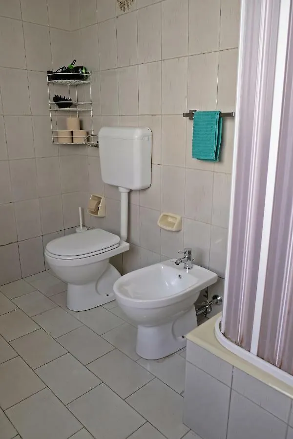 Guest House Via Crispi Pozzallo 0*,